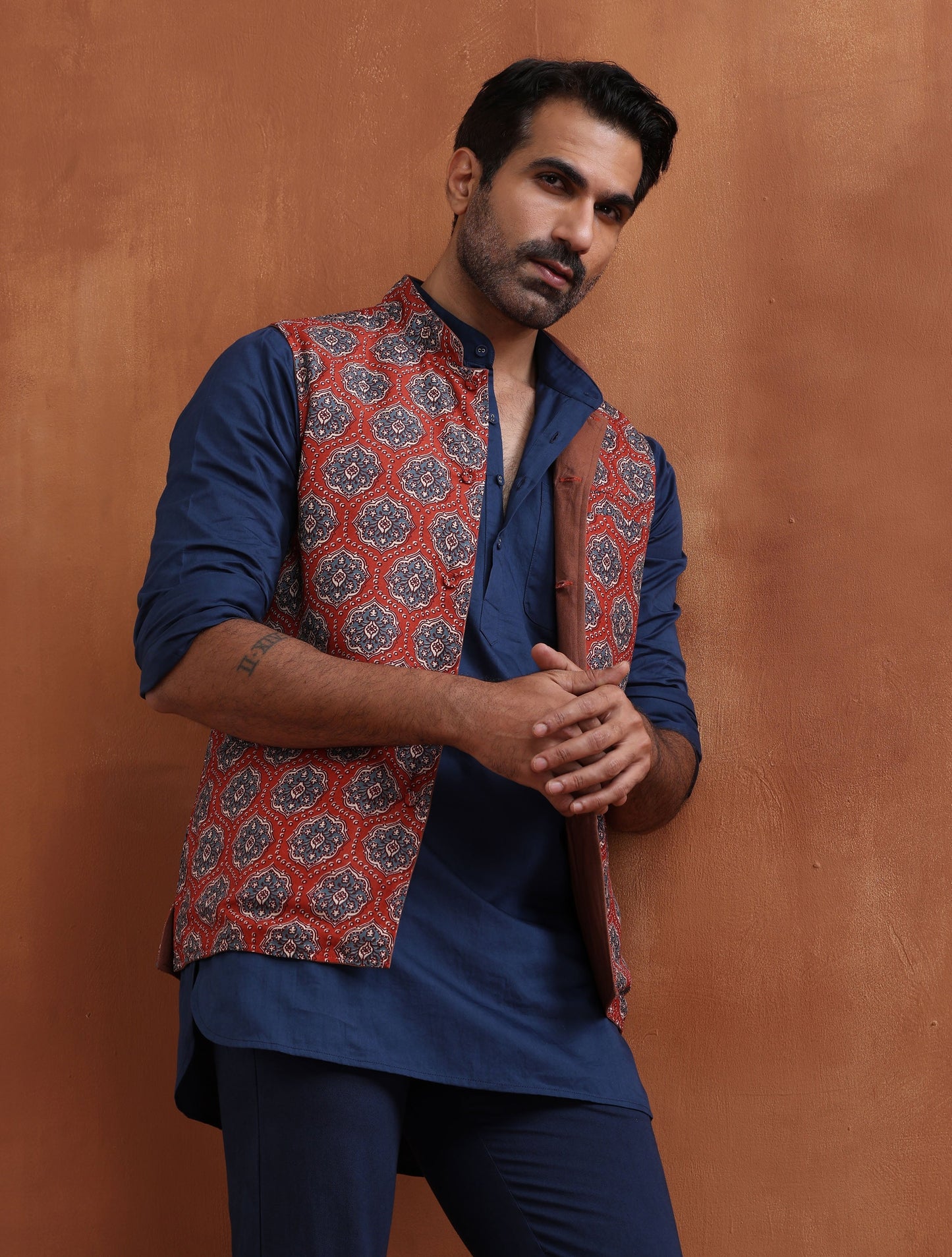 trueBrowns Men's Rust Printed Reversible Nehru Jacket | Swadesiicart