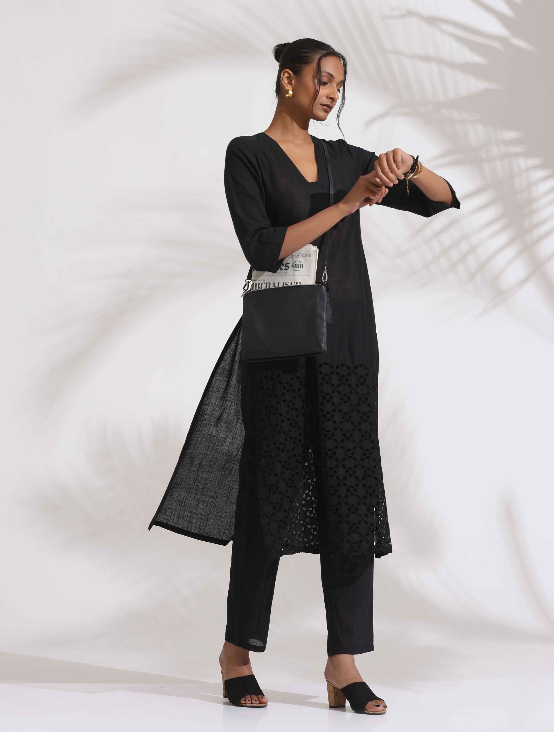trueBrowns Black Cotton Schiffli Kurta Set | Swadesiicart