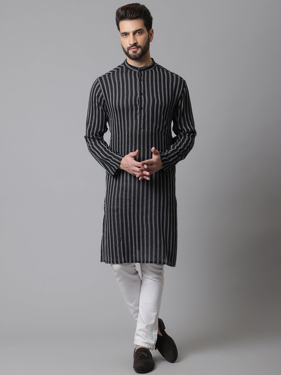 Even Apparels Black Pure Cotton Kurta With Band Collar | Swadesiicart