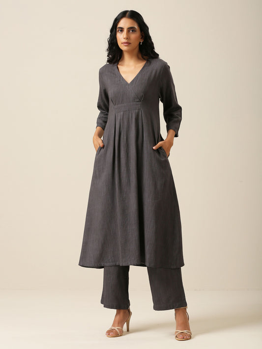 trueBrowns Slate Grey Slub Texture Overlap Pleat Kurta Pant Set | Relove | Swadesiicart
