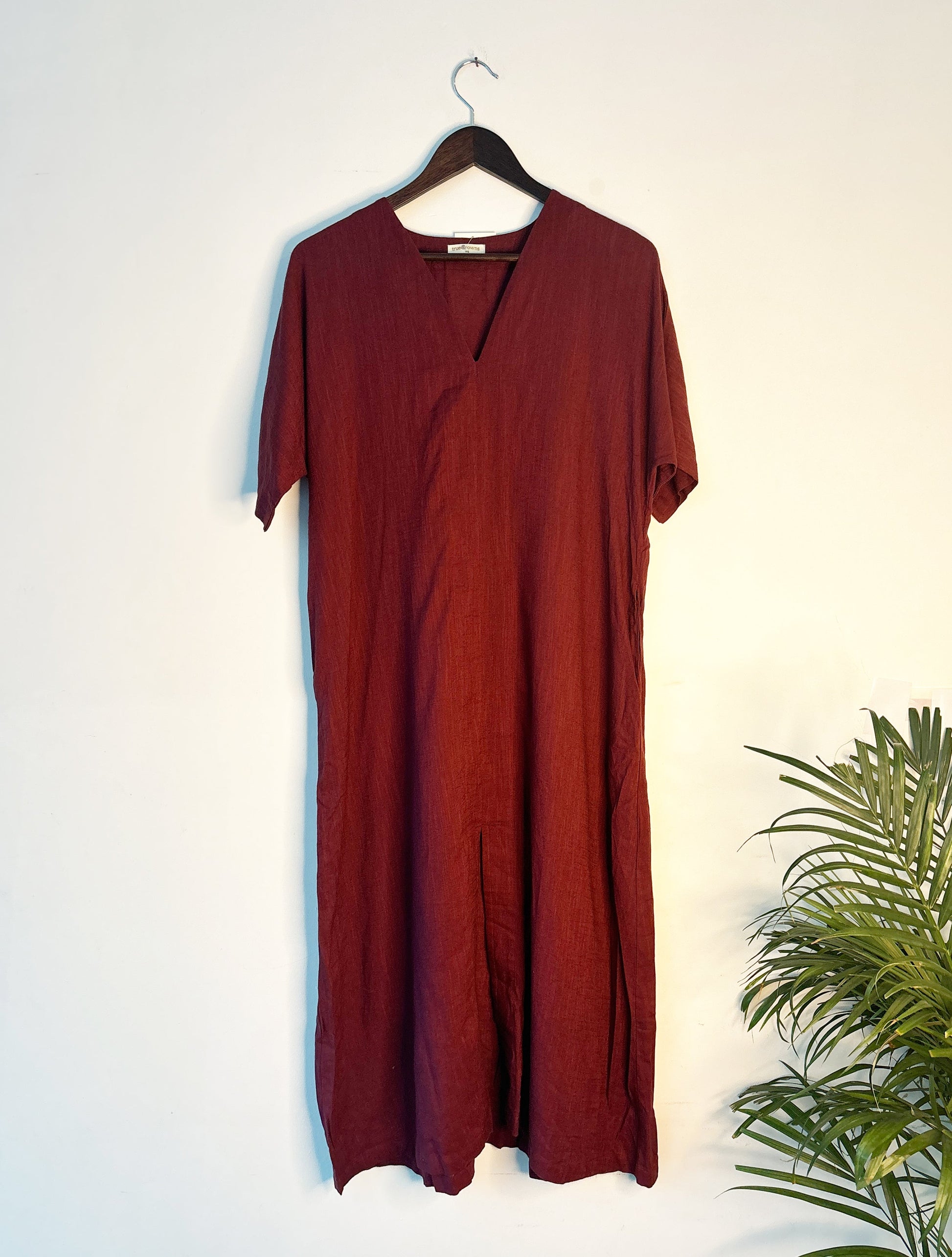 trueBrowns Maroon Slub Dress | Swadesiicart