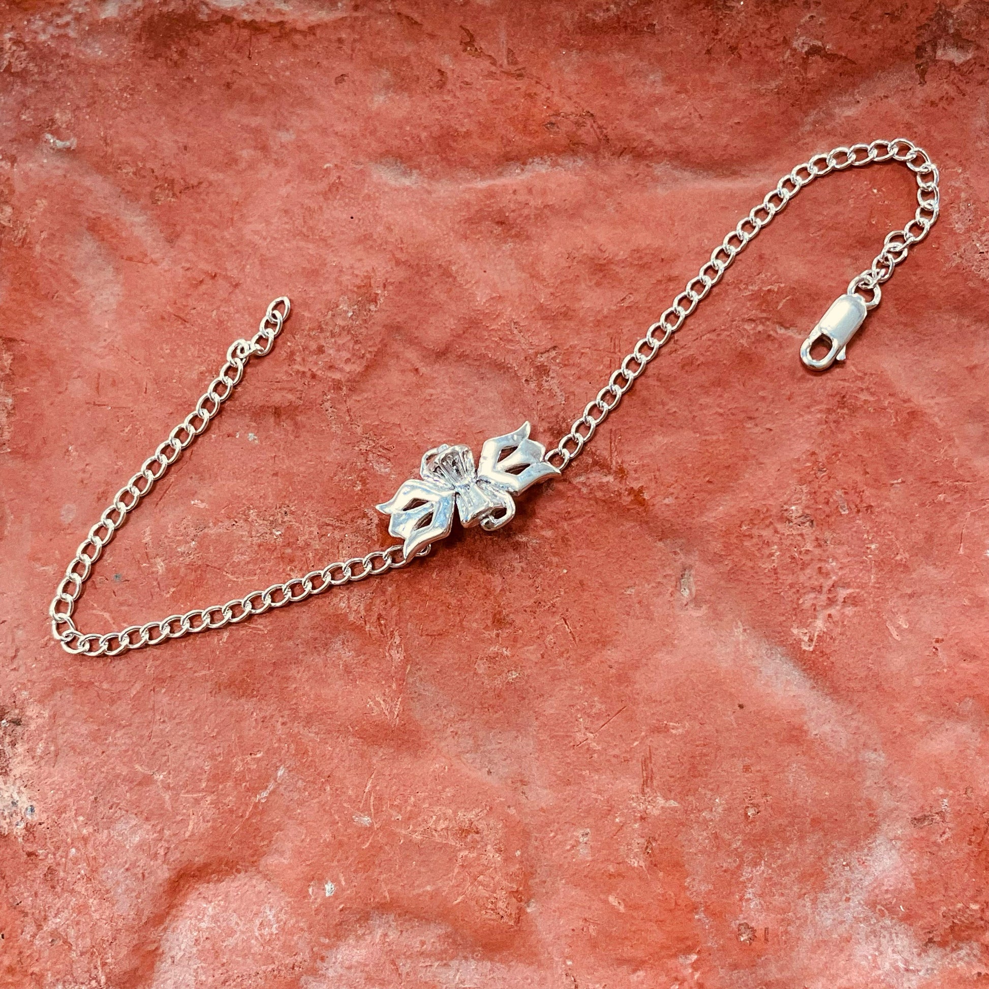 trueBrowns 925 Sterling Silver Lord Shiva Trishul Silver Chain Rakhi | Swadesiicart
