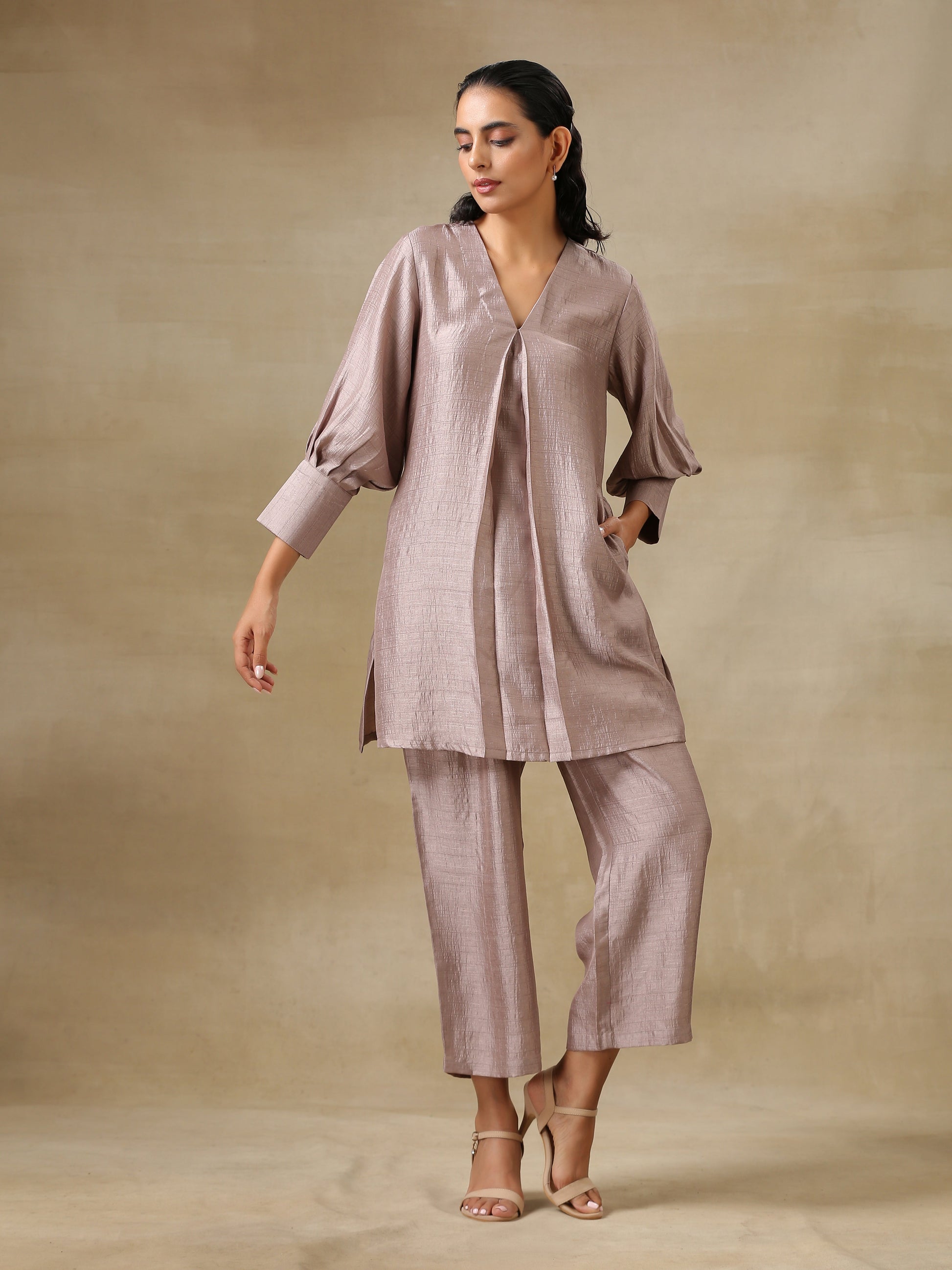 trueBrowns Grey Textured Silk Neck Pleat Co-Ord Set - Swadesiicart