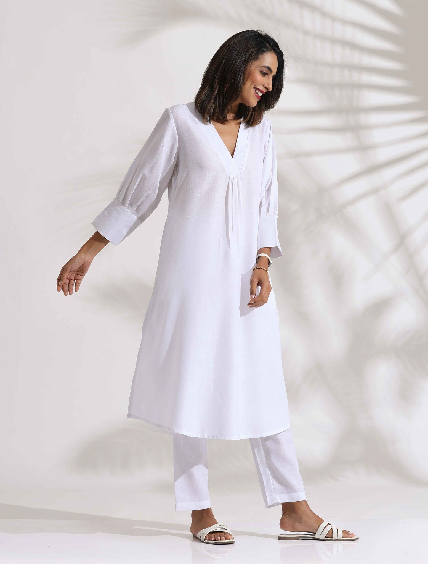 trueBrowns White Slub Kurta Set | Swadesiicart