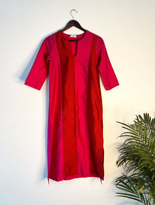 trueBrowns Pink Metallic Kurta | Swadesiicart