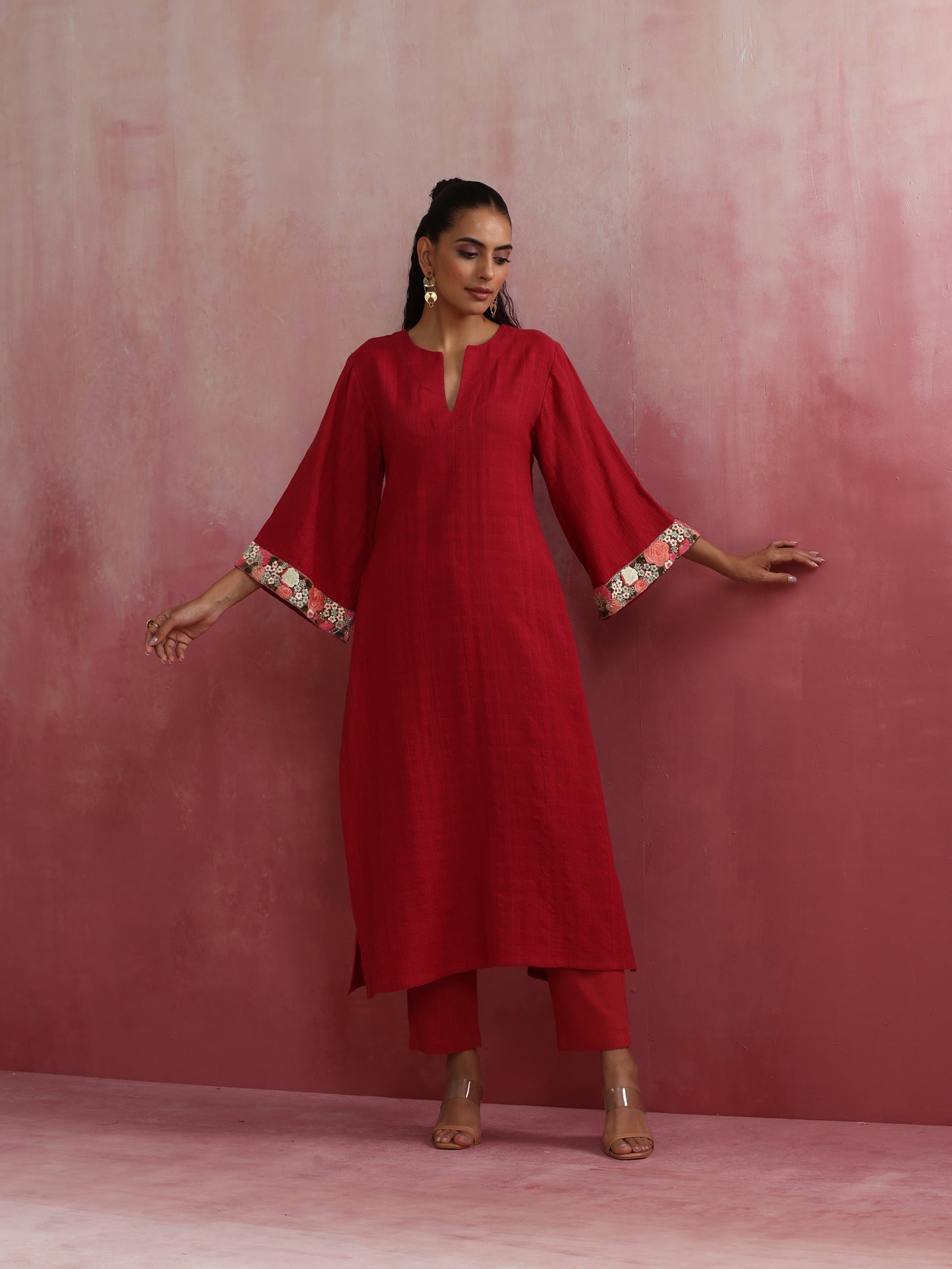 trueBrowns Red Straight Cotton Dobby Kurta Set | Swadesiicart