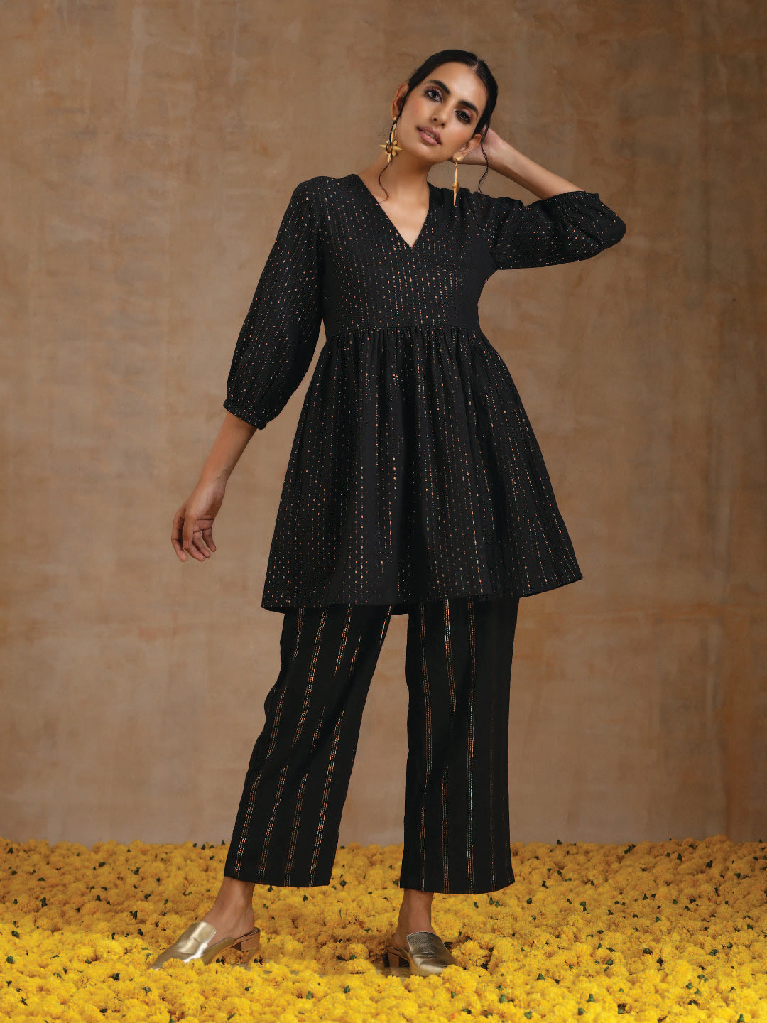 trueBrowns Black Gold Cotton Overlap Co-Ord Set - Swadesiicart