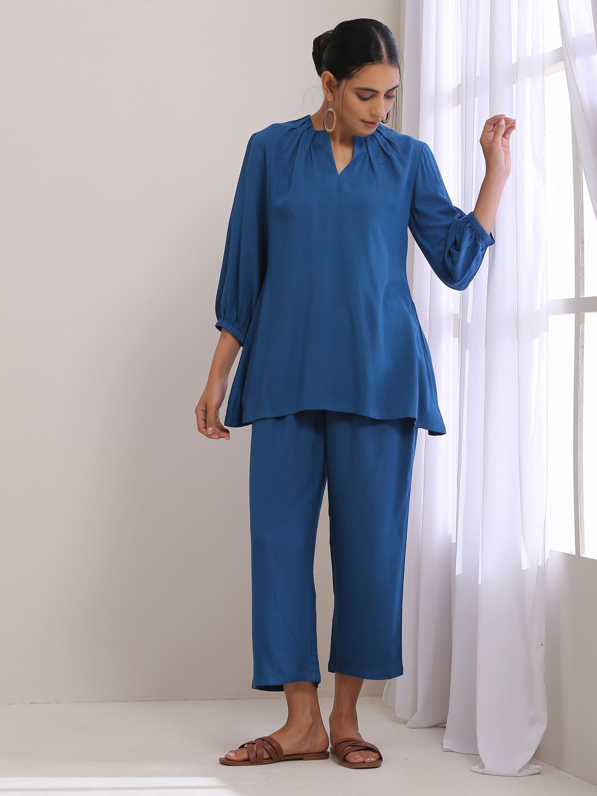 trueBrowns Classic Blue Dobby Pleated Co-Ord Set - Swadesiicart