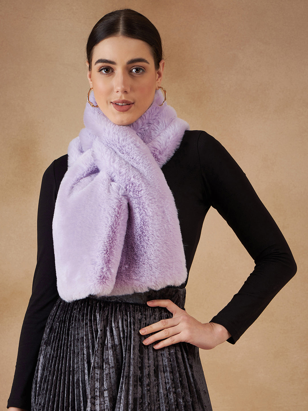 InWeave Women's Light Mauve Faux Fur Neck Warmer - Swadesiicart