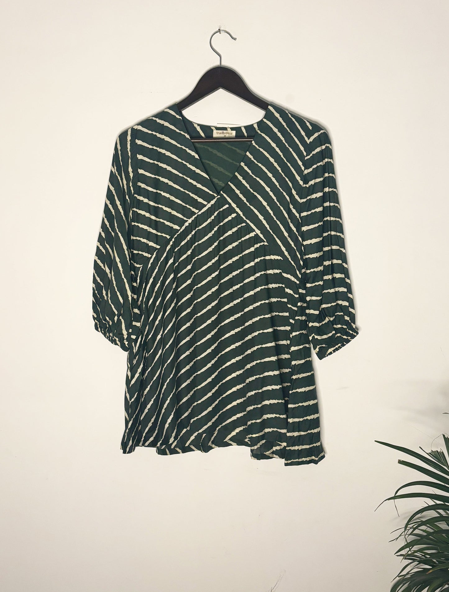trueBrowns Green Lehariya Top | Swadesiicart