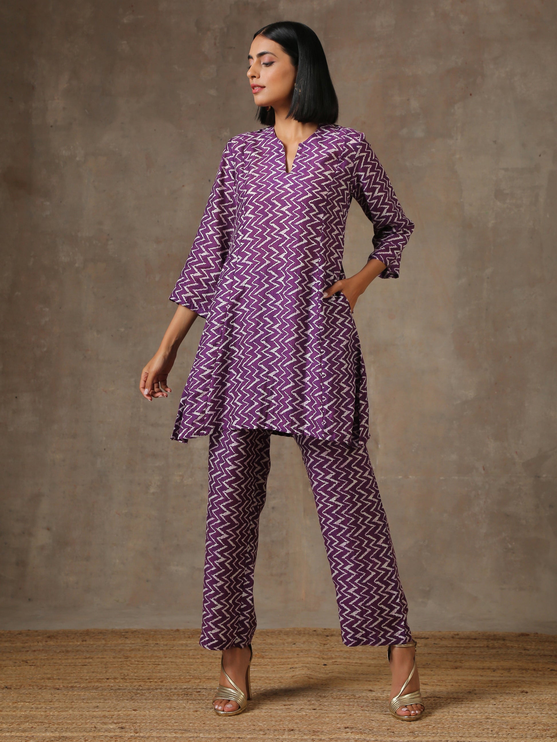 trueBrowns Purple White Lehariya Printed Silk Co-Ord Set - Swadesiicart