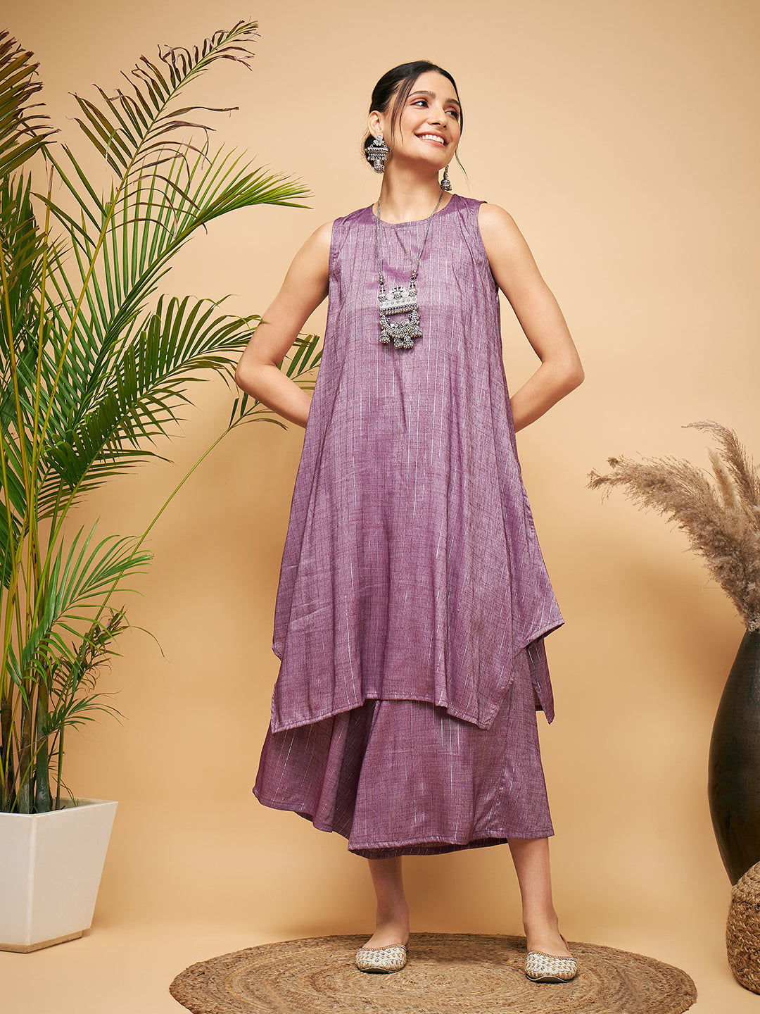 InWeave Women's Mauve Lurex Short Pallazo Kurta Set - Swadesiicart