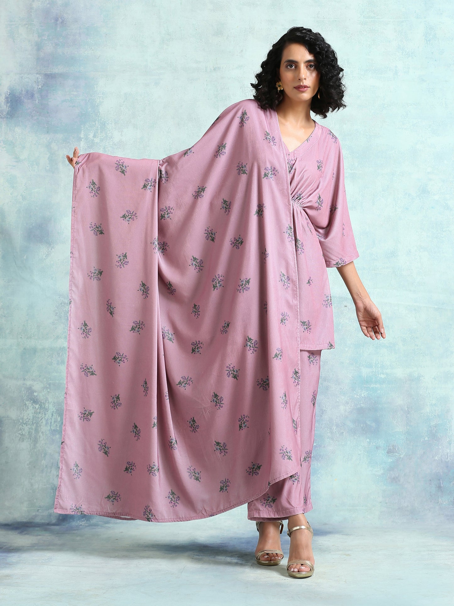 trueBrowns Light Mauve Printed Velvet Shawl | Swadesiicart