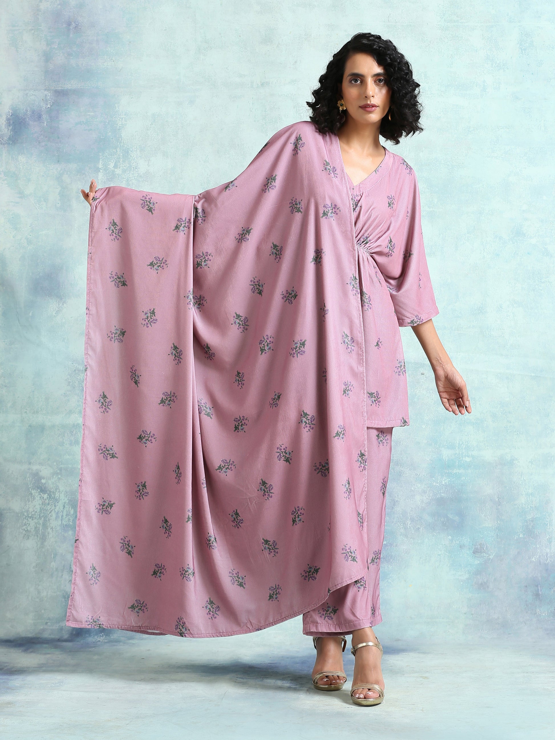 trueBrowns Light Mauve Printed Velvet Shawl | Swadesiicart