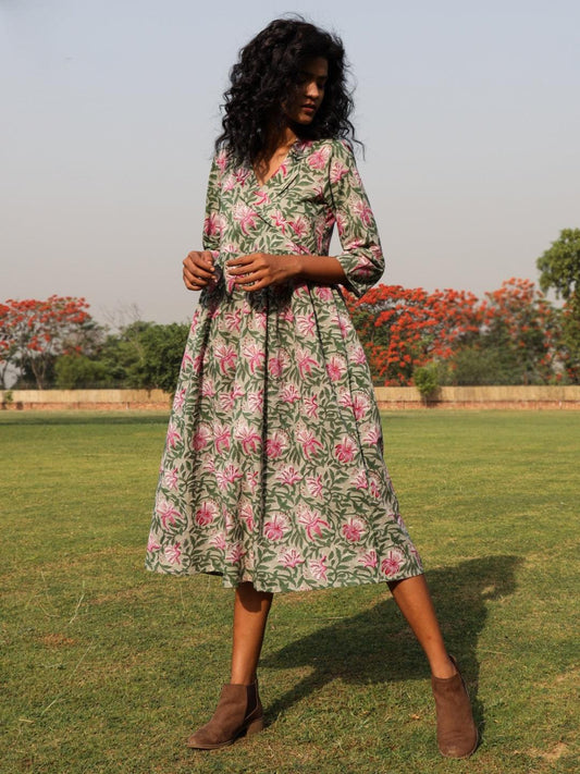 trueBrowns Sage Cotton Block Print Lapel Collared Dress | Swadesiicart