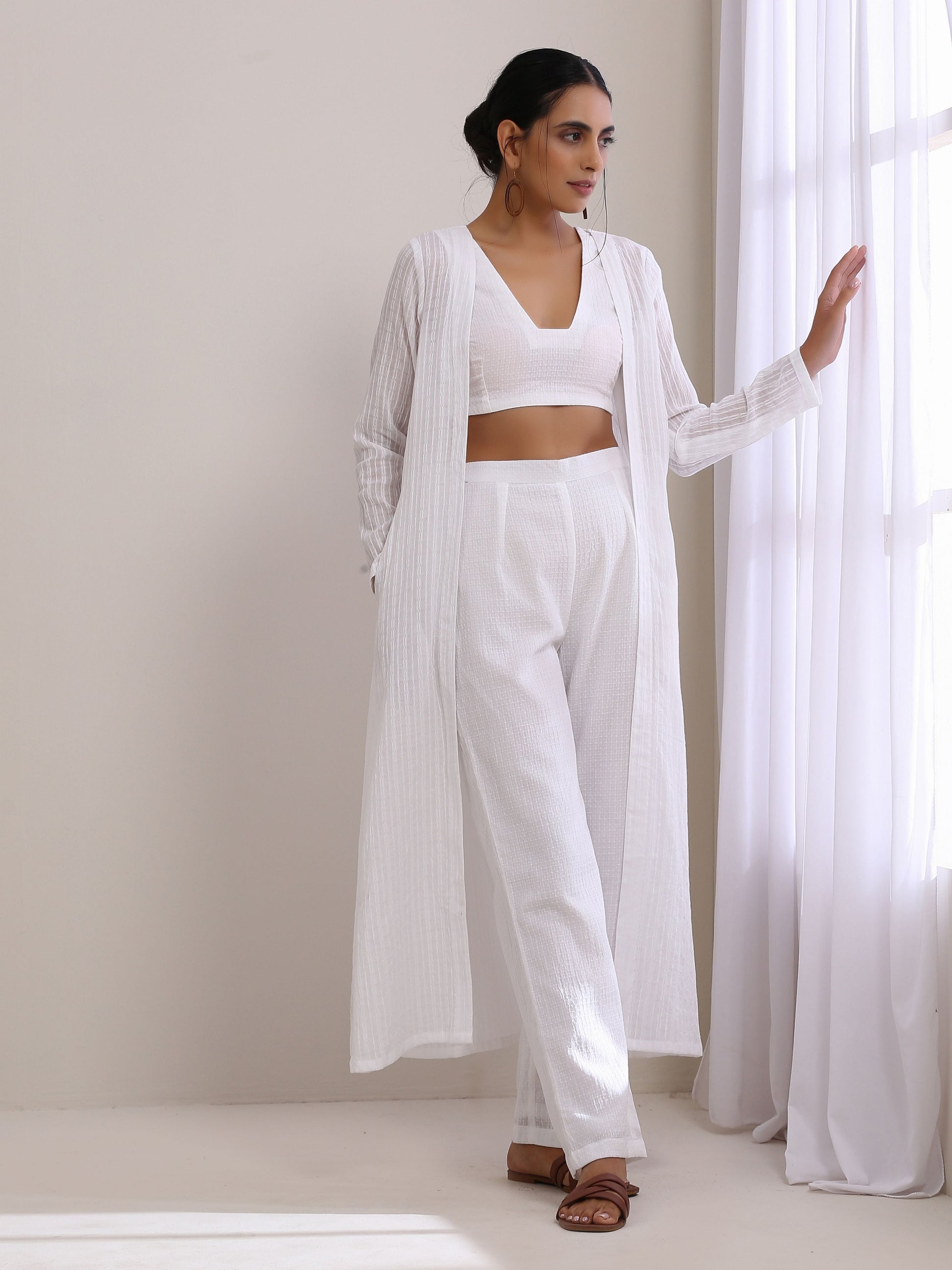 trueBrowns White Dobby Overlay Jacket Blouse Pant Set | Swadesiicart