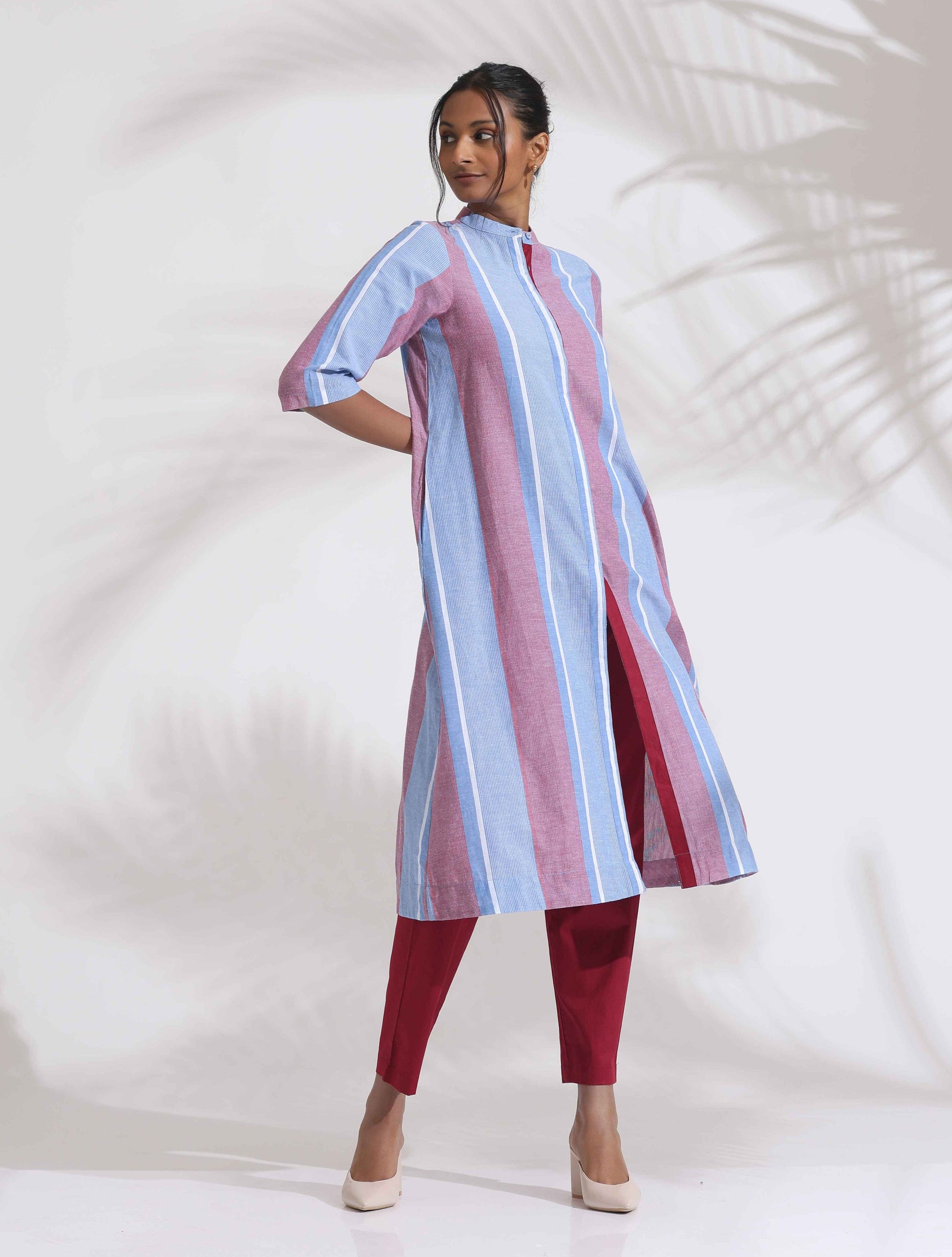 trueBrowns Blue Cotton Stripe Straight Kurta Set | Swadesiicart