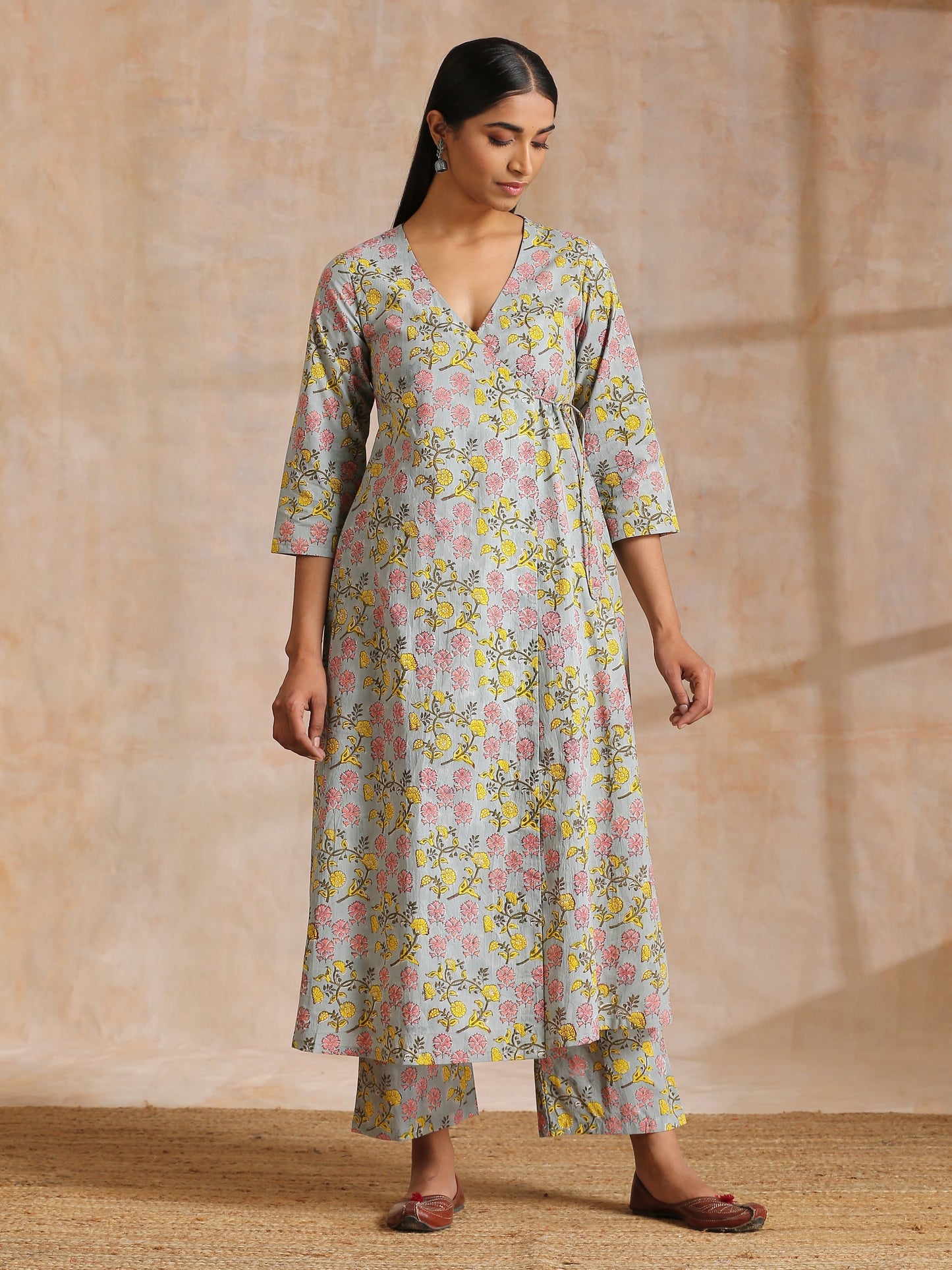 trueBrowns Grey Overall Floral Block Print Cotton Angrakha Kurta Pant Set | Swadesiicart