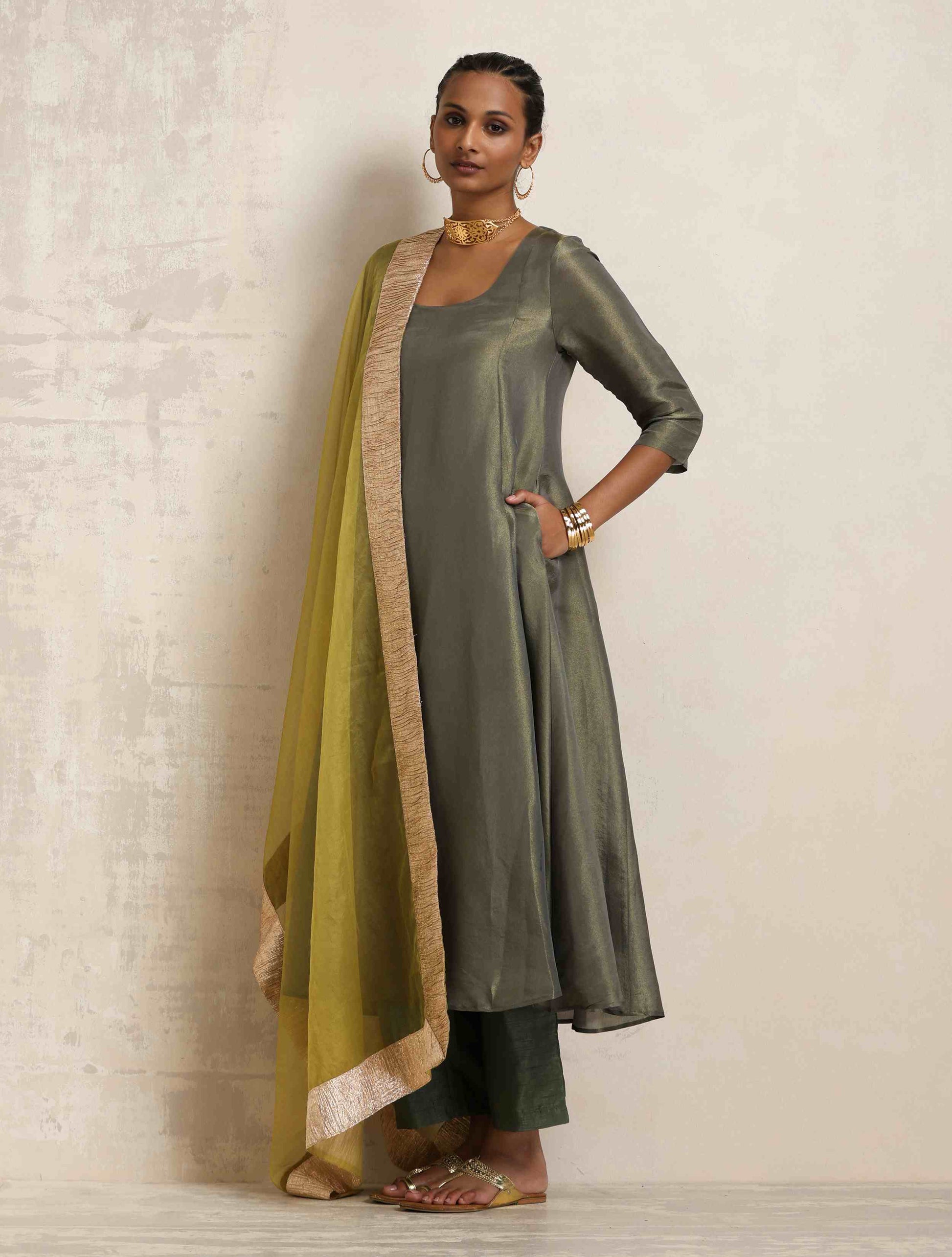 trueBrowns Green Tissue Anarkali Kurta Dupatta Set | Swadesiicart