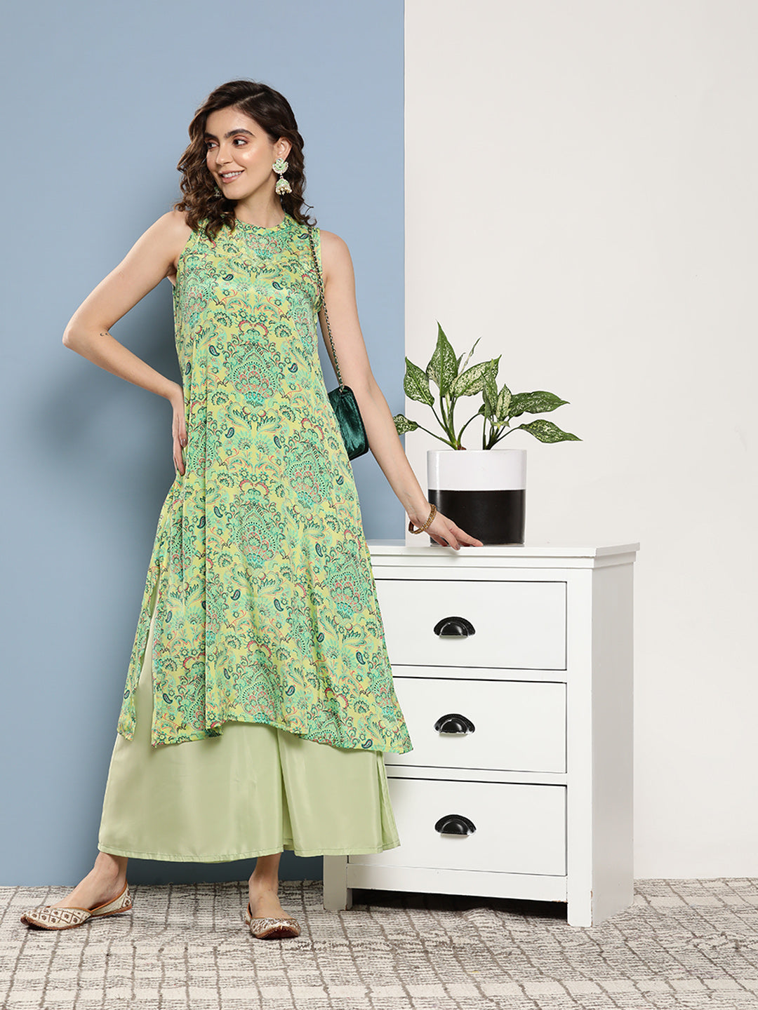 InWeave Women's Green Pastel Print Halter Kurta Set - Swadesiicart
