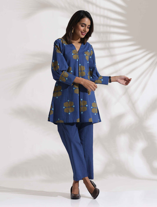 trueBrowns Blue Cotton Print Top & Pants Co-ord Set - Swadesiicart