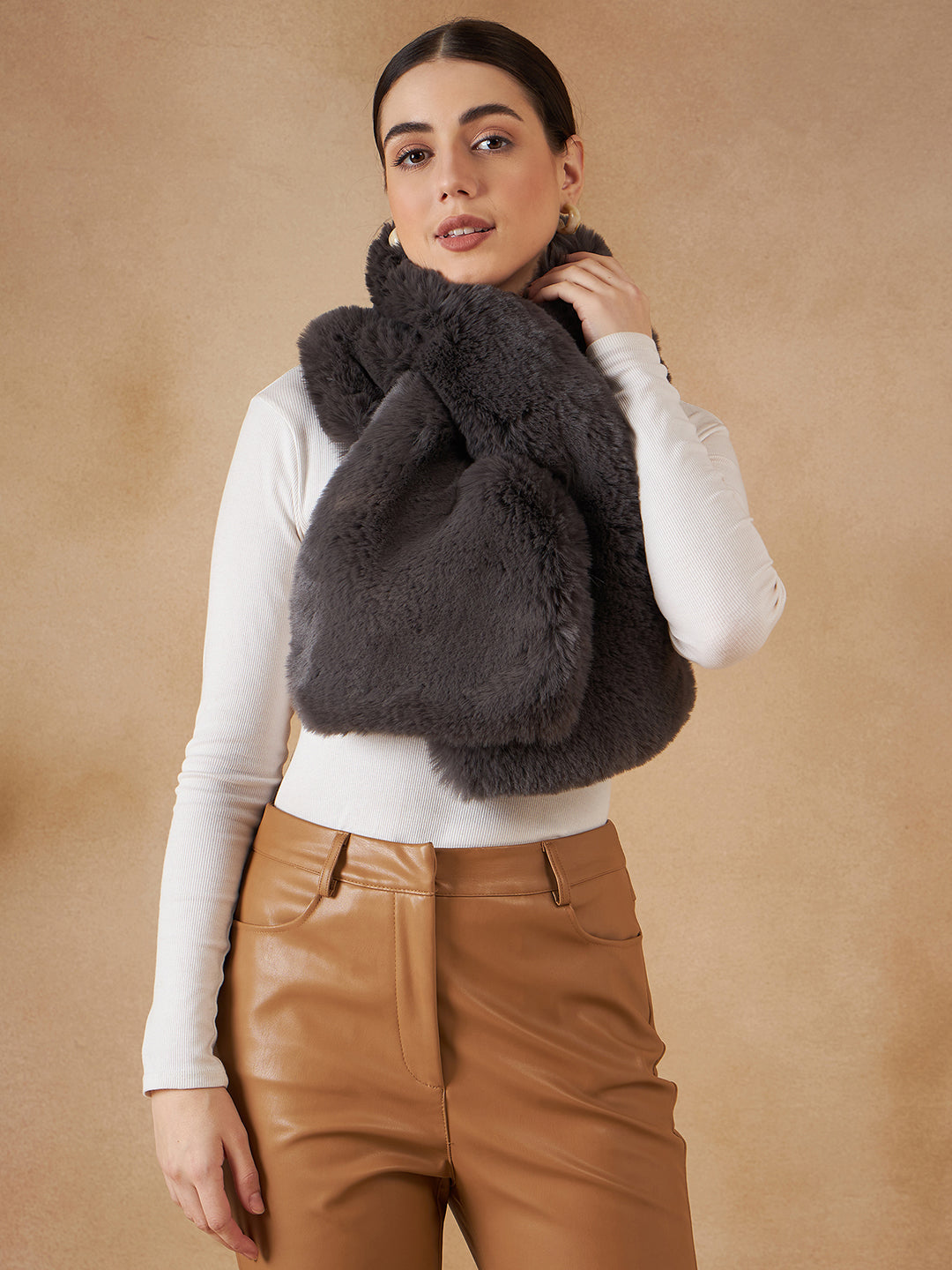 InWeave Slaty Grey Faux Fur Neck Warmer - Swadesiicart