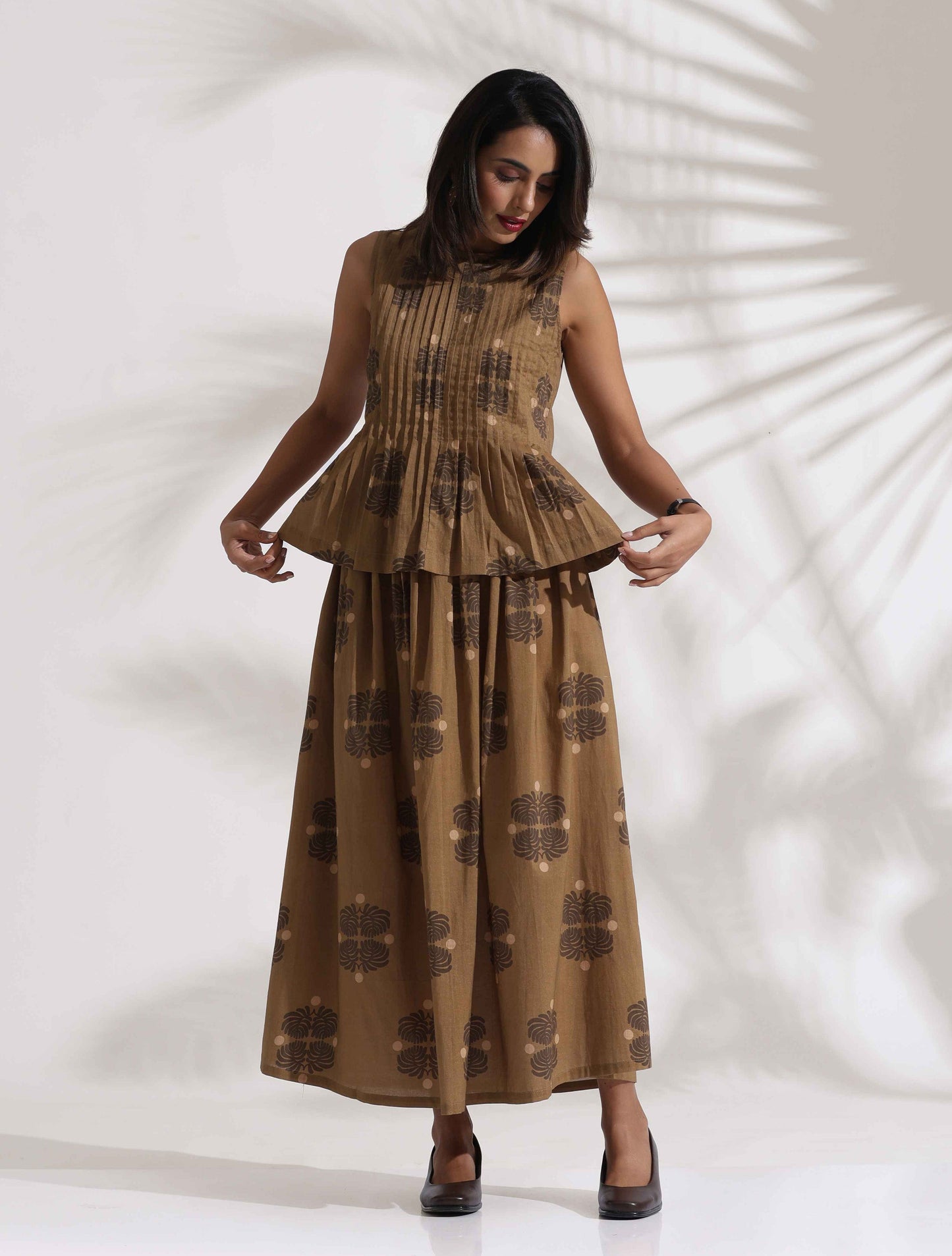 trueBrowns Beige Cotton Skirt Co-ord Set - Swadesiicart