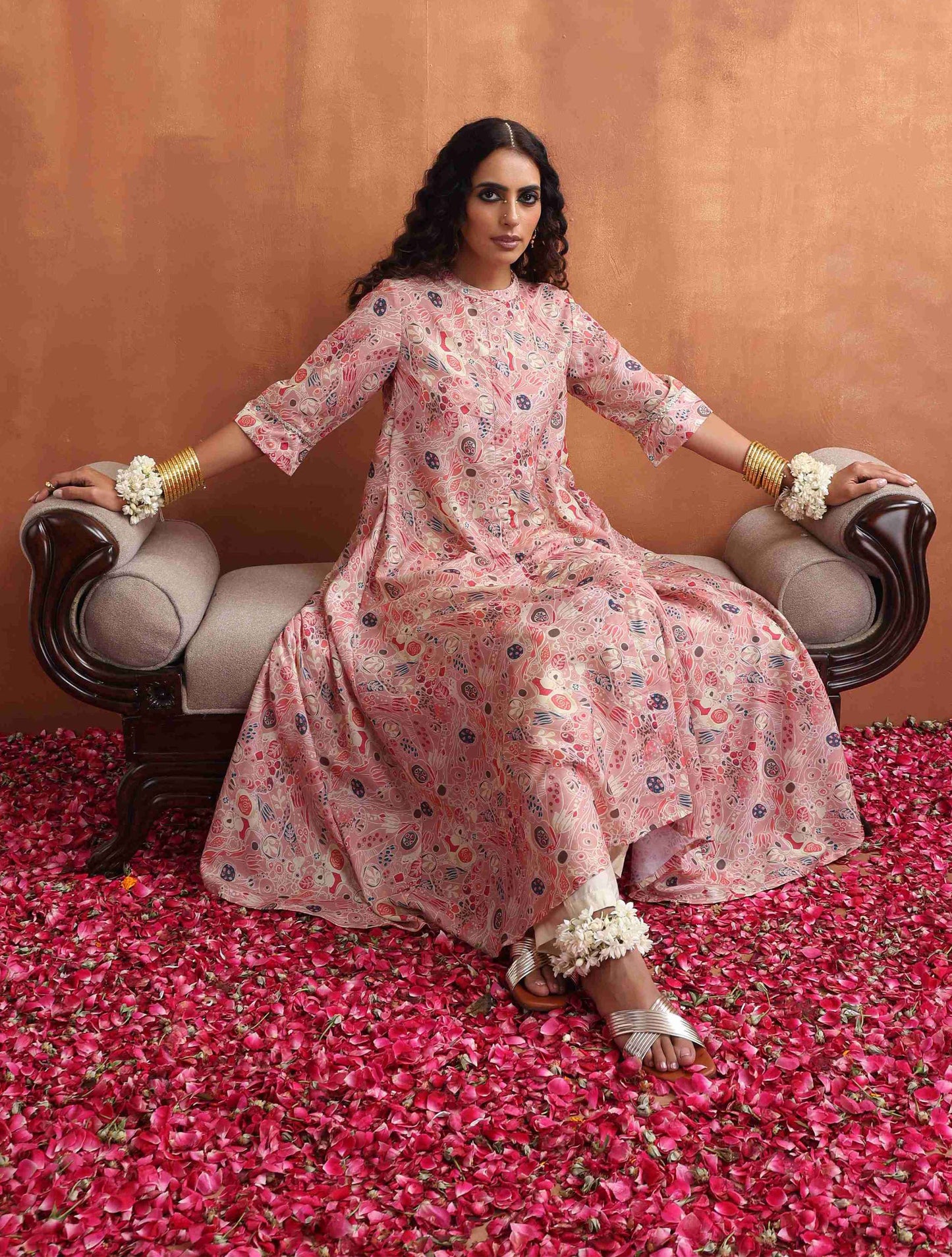 trueBrowns Pink Flared Anarkali Kurta Set | Swadesiicart