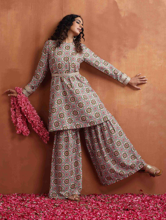 trueBrowns Off White Geometric Print Sharara Set | Swadesiicart