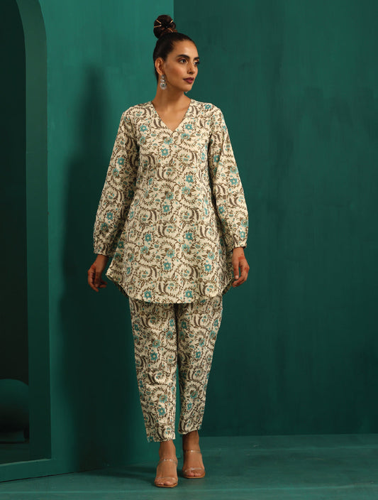 trueBrowns Teal Floral Cotton Printed Short Co-ord Set - Swadesiicart