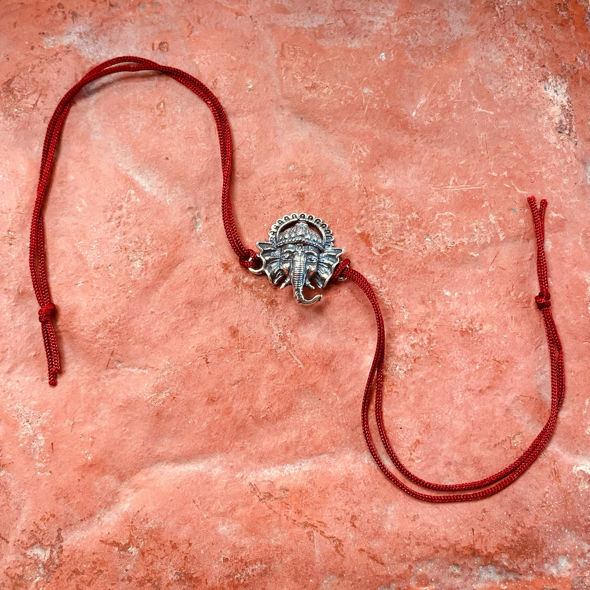 trueBrowns 925 Sterling Silver Ganesh Idol Thread Rakhi | Swadesiicart