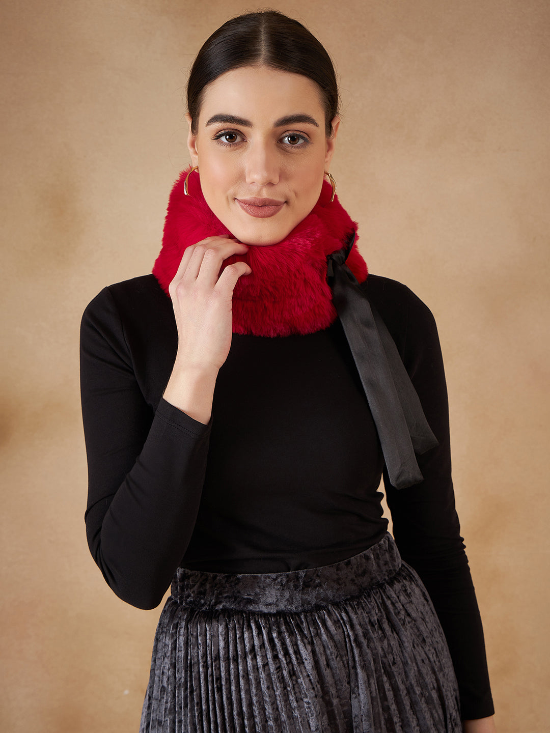 InWeave Women's Cherry Red Fur Neckpiece - Swadesiicart