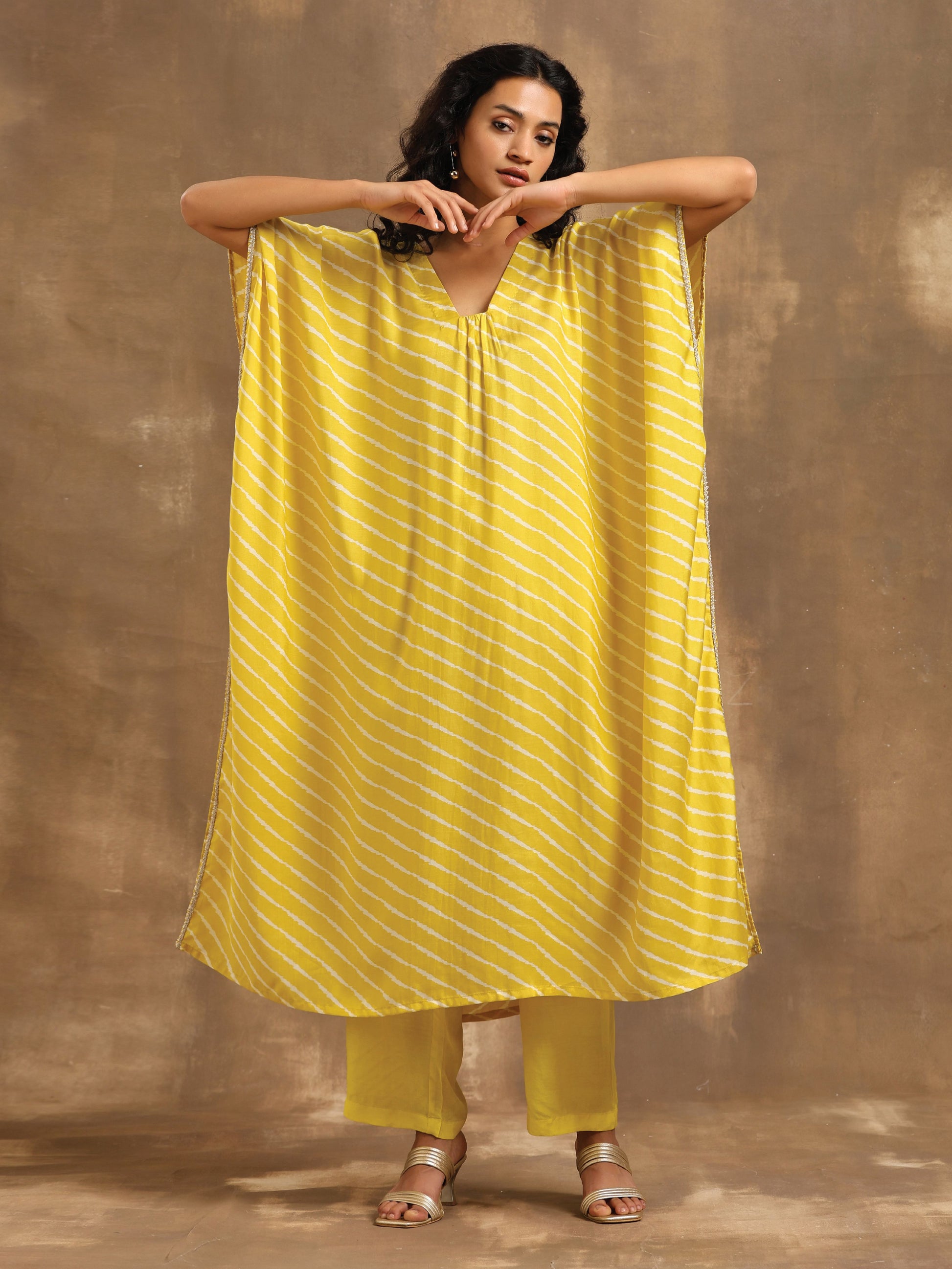 trueBrowns Lime Lehariya Printed Silk Kaftan Pant Set | Swadesiicart