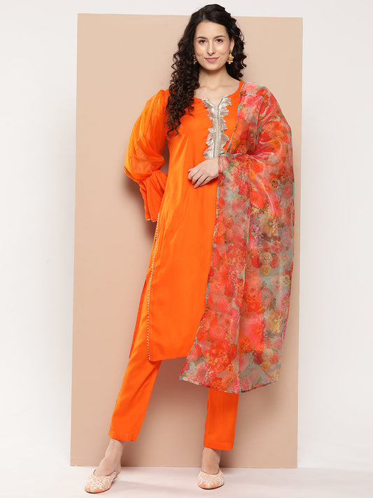 InWeave Women's Orange Organza Sleeve Kurta Set W Green Or Dupatta - Swadesiicart