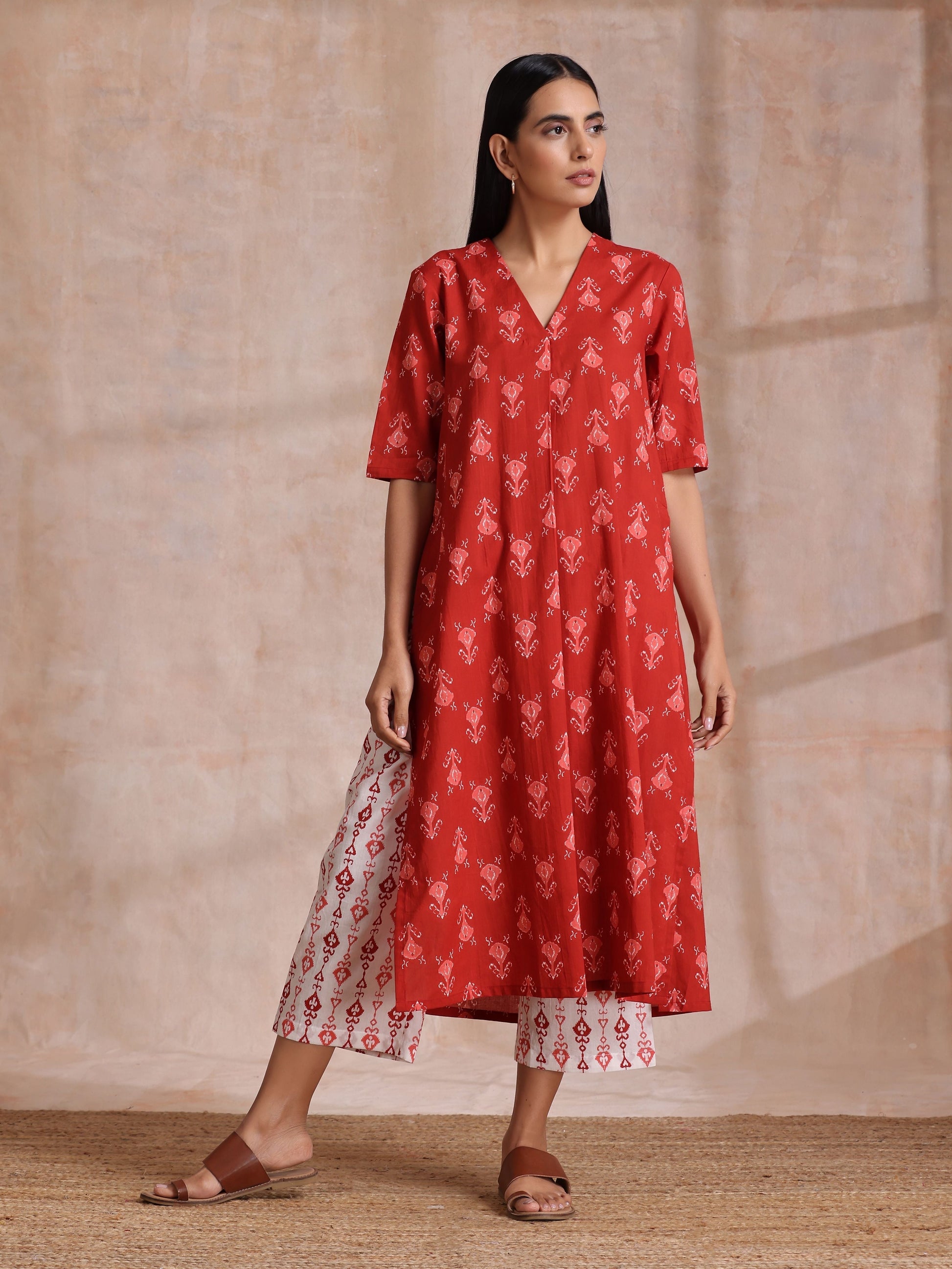 trueBrowns Red On Red Ikat Print Cotton Kurta Pant Set | Swadesiicart