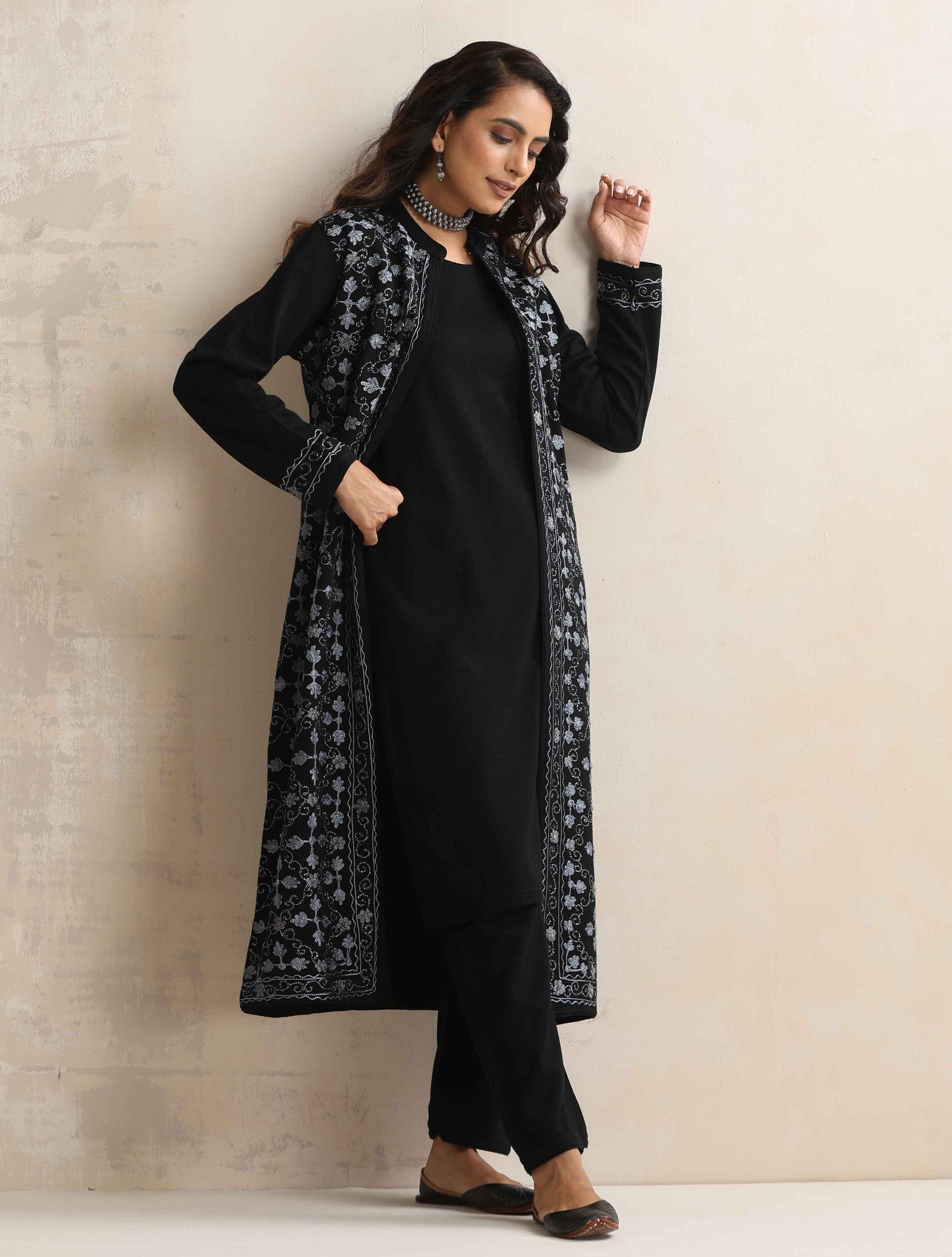 trueBrowns Black Kashmiri Woollen Jacket 3pc Set | Swadesiicart
