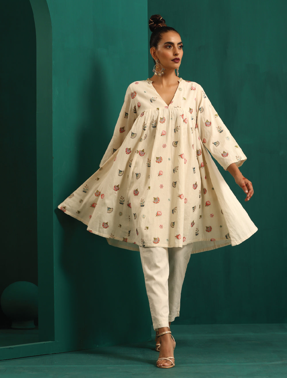 trueBrowns Ivory Multi Color Cotton Yoke Gathered Co-ord Set - Swadesiicart
