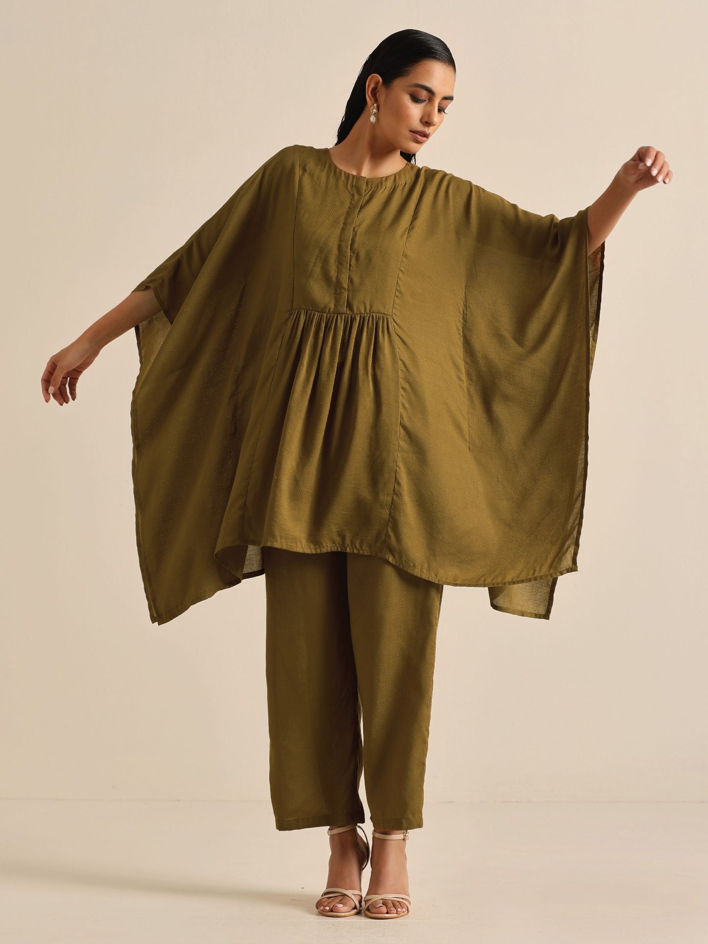 trueBrowns Olive Green Texture Doddy Kaftan Gathered Co-Ord Set - Swadesiicart