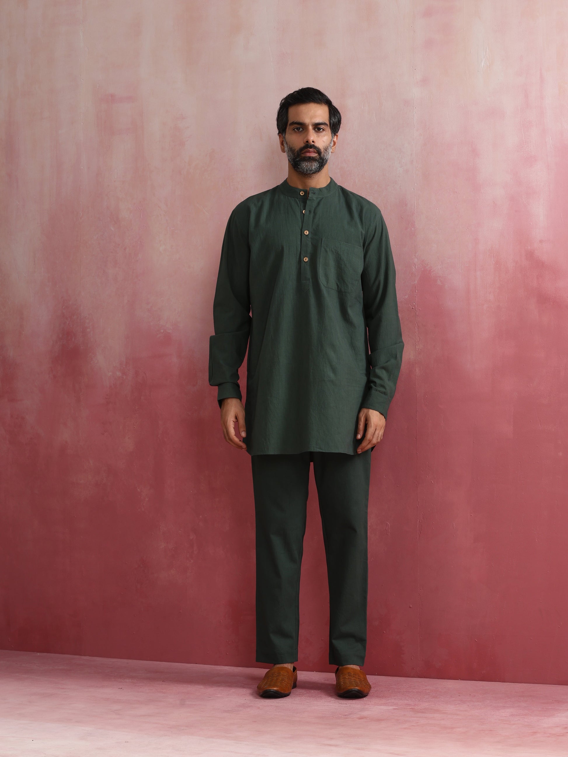 trueBrowns Men's Green Cotton Mandarin Collar Kurta Co-ord set - Swadesiicart