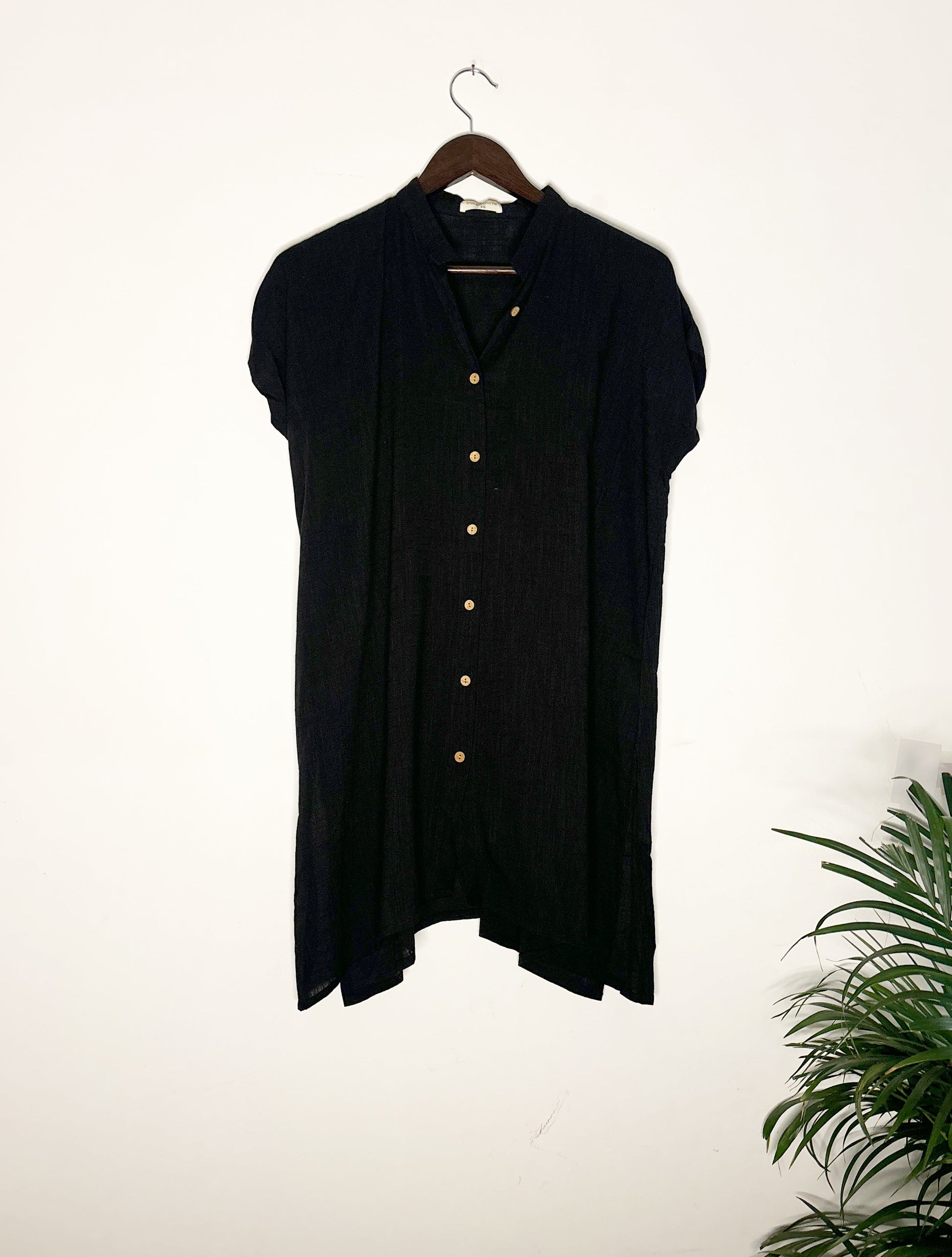 trueBrowns Black Slub Top | Swadesiicart