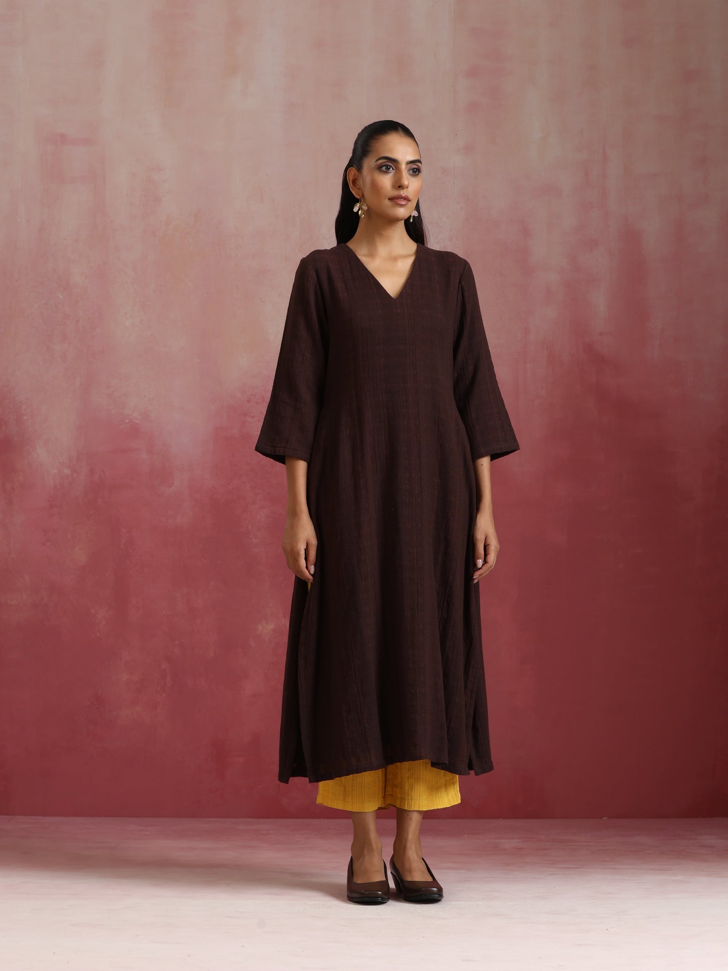 trueBrowns Cola Cotton Dobby Kurta Set | Swadesiicart