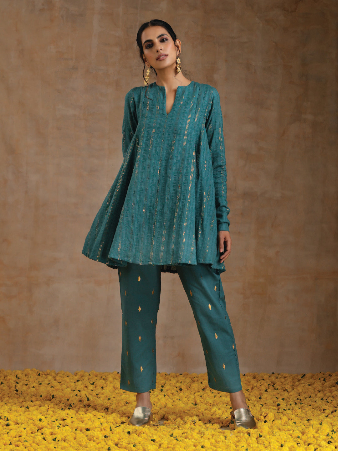 trueBrowns Deep Sea Gold Cotton Flared Co-Ord Set - Swadesiicart