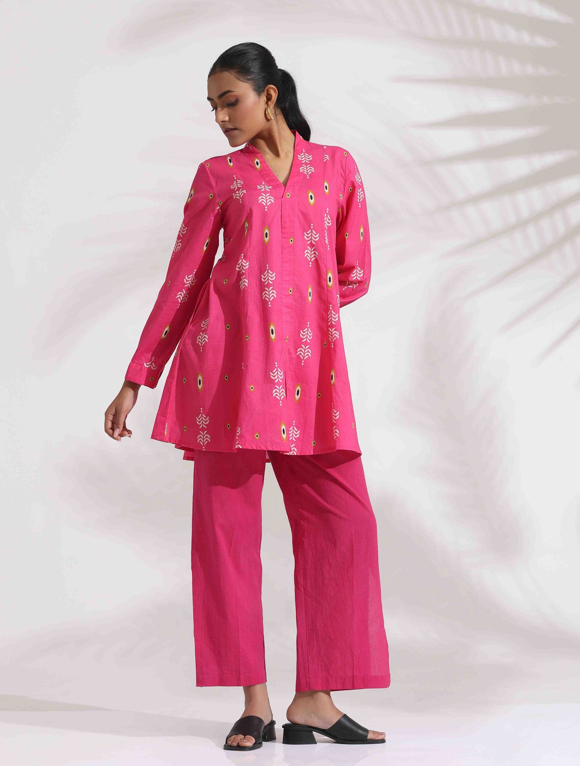 trueBrowns Pink Cotton Print Flared Top Co-ord Set - Swadesiicart