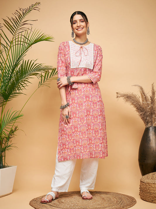 InWeave Women's Dusty Pink Paisley Patch Straight Kurta - Swadesiicart