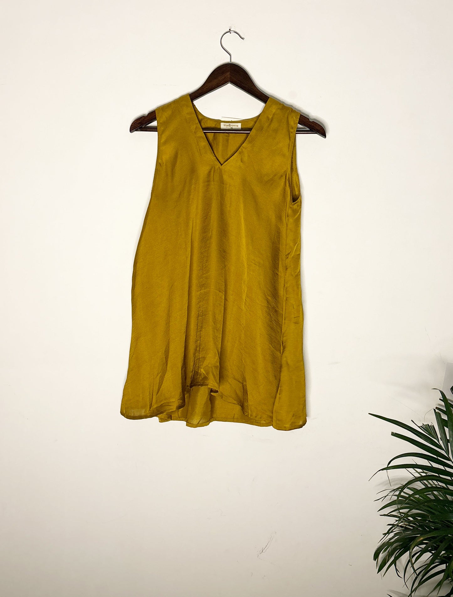 trueBrowns Gold Modal Short Top | Swadesiicart