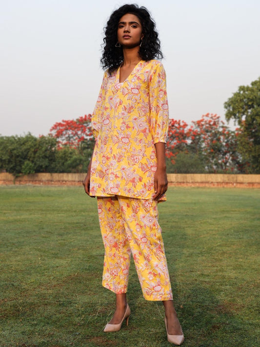 trueBrowns Yellow Cotton Block Print V-Square Neck Co-Ord Set - Swadesiicart