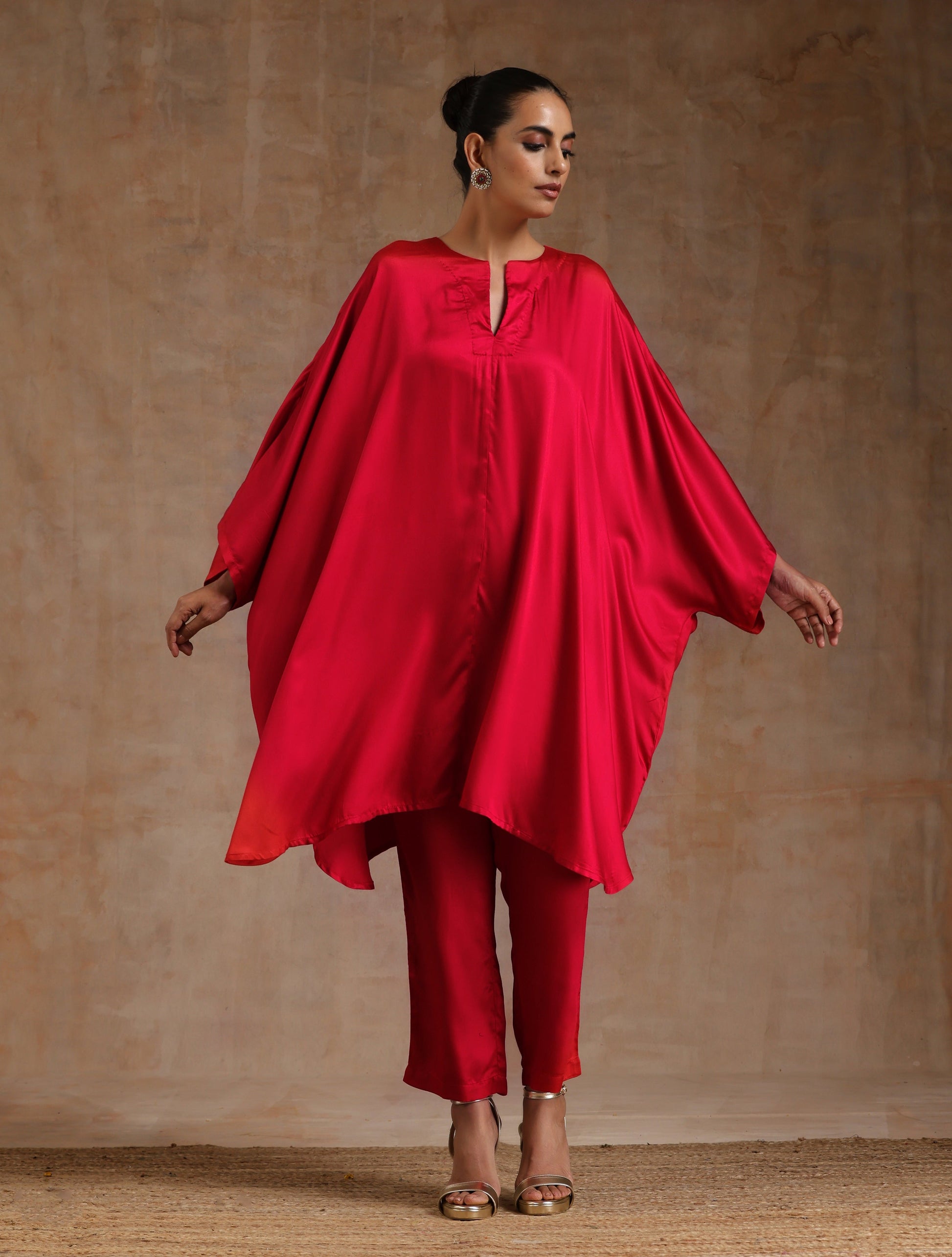 trueBrowns Red Modal Satin Oversized Round Co-Ord Set - Swadesiicart