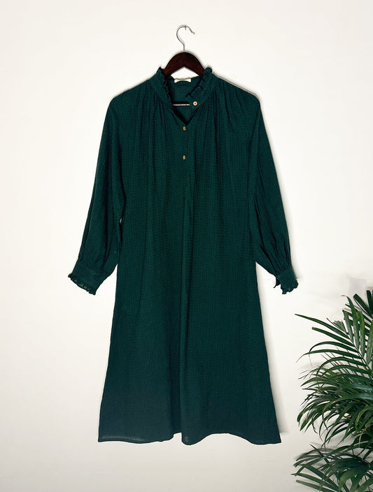 trueBrowns Dark Green Cotton Dobby Long Top | Swadesiicart