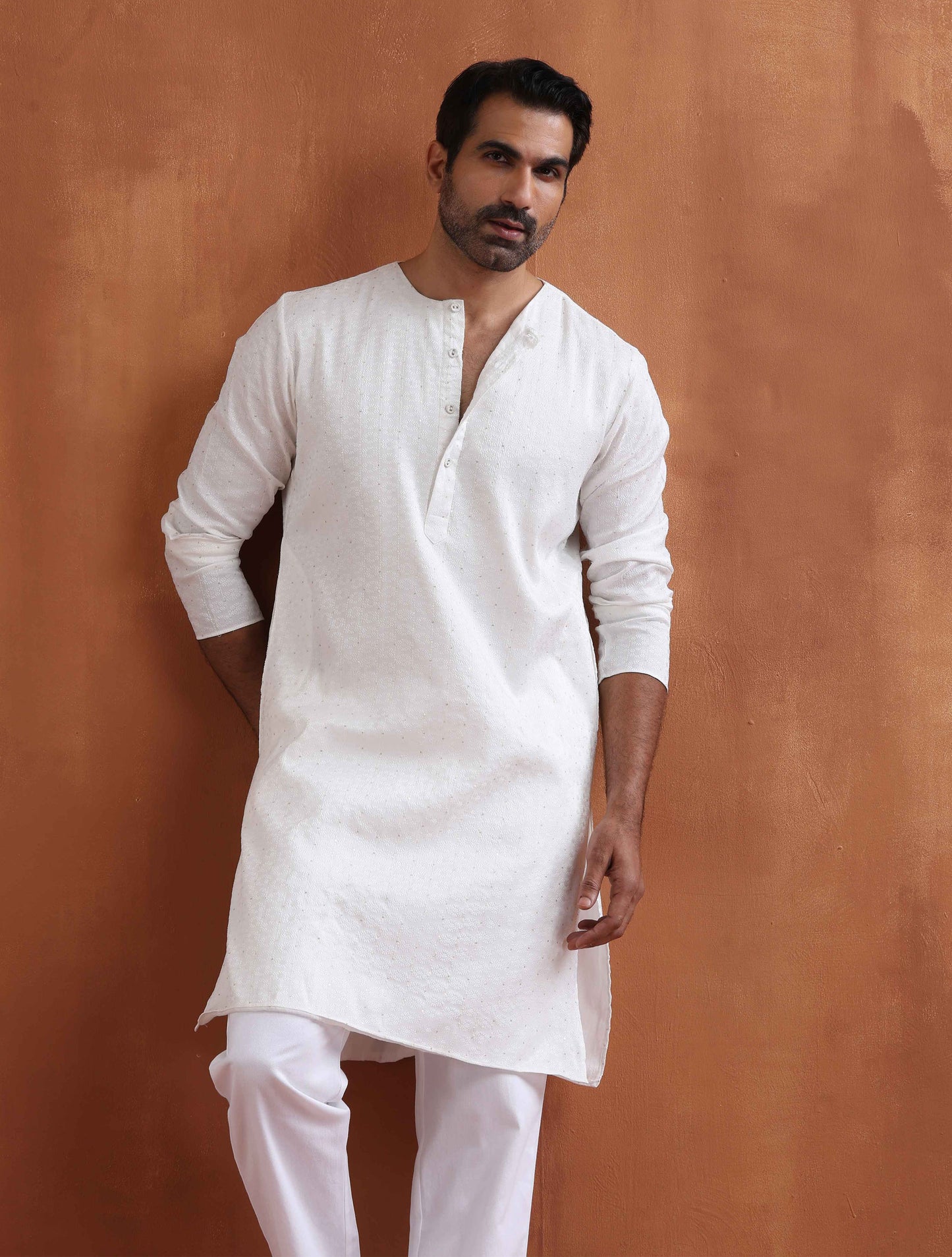 trueBrowns Men's Ivory Sequin Chanderi Kurta | Swadesiicart