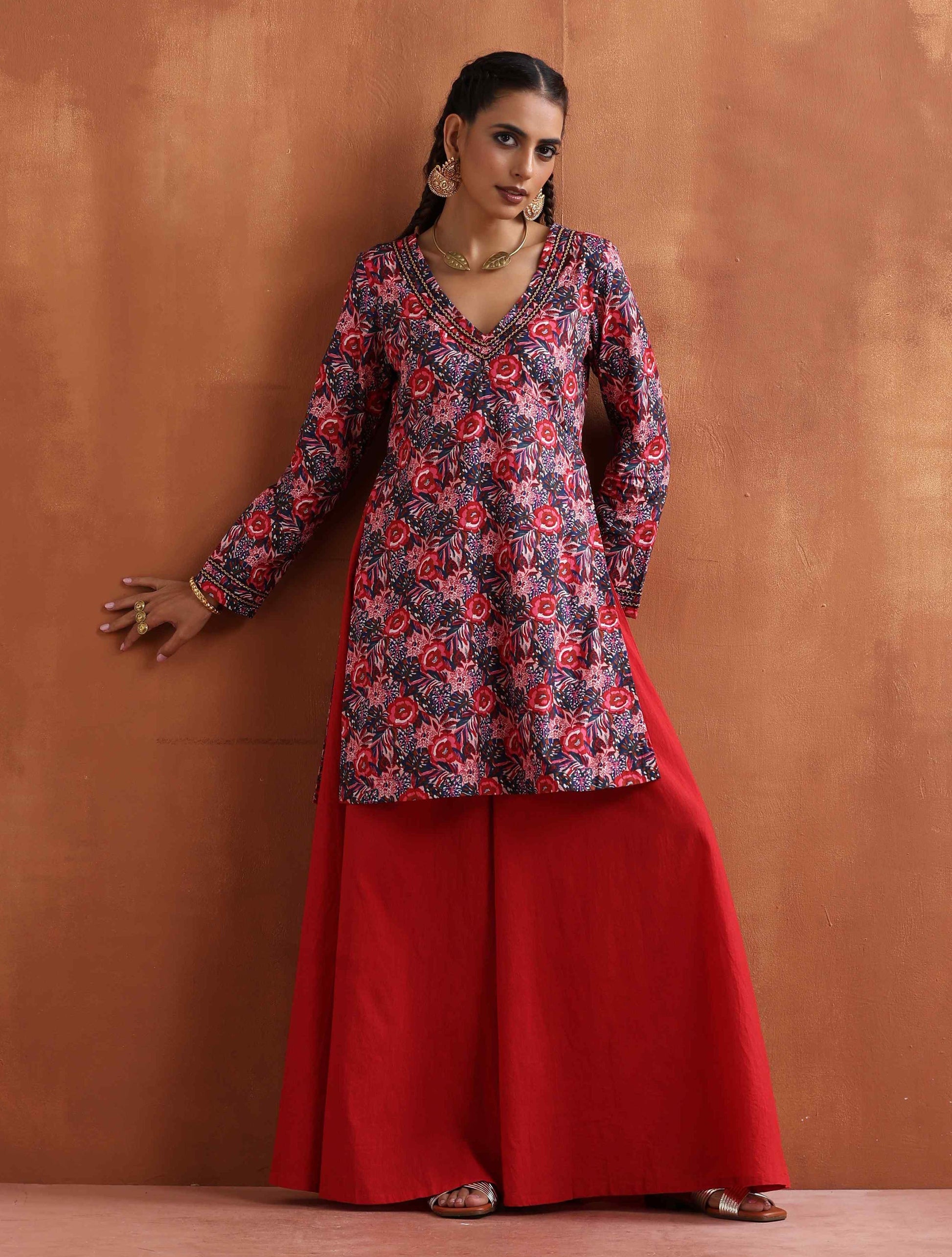 trueBrowns Pink Print Sharara Set | Swadesiicart
